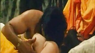 Twee Aziaten neuken ondeugende gratis porna kijken rondborstige Ayumi Wakana in de winkel