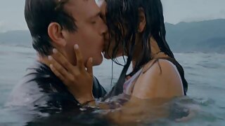 Hoerig nymfomane gratis erotische film kijken Aya Ueha stimuleert haar harige kutje met een dildo
